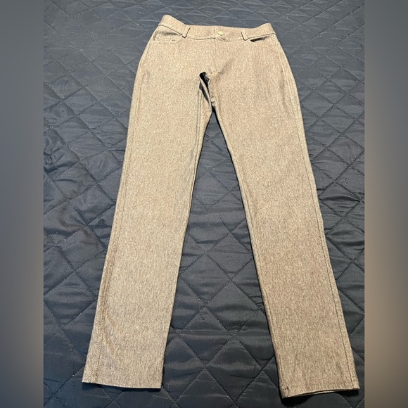 ***😀3 for $35./NWOT grey heathered Yelete leggings. - Picture 3 of 11